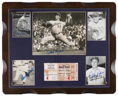Lot #821 Los Angeles Dodgers: 1959 (5) Signed Photographs - Image 1