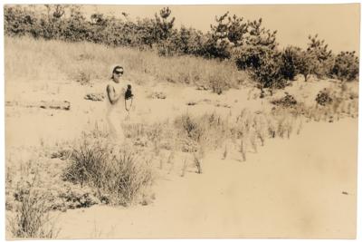 Lot #37 The Kennedys 'Cape Cod Casual' Original Vintage Photographs (42) Taken by Katherine Graham - Image 21