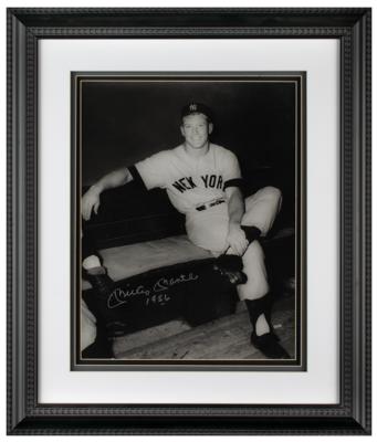 Lot #1086 Mickey Mantle Signed Photograph - Image 1