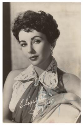 Lot #1030 Elizabeth Taylor Signed Photograph - Image 1