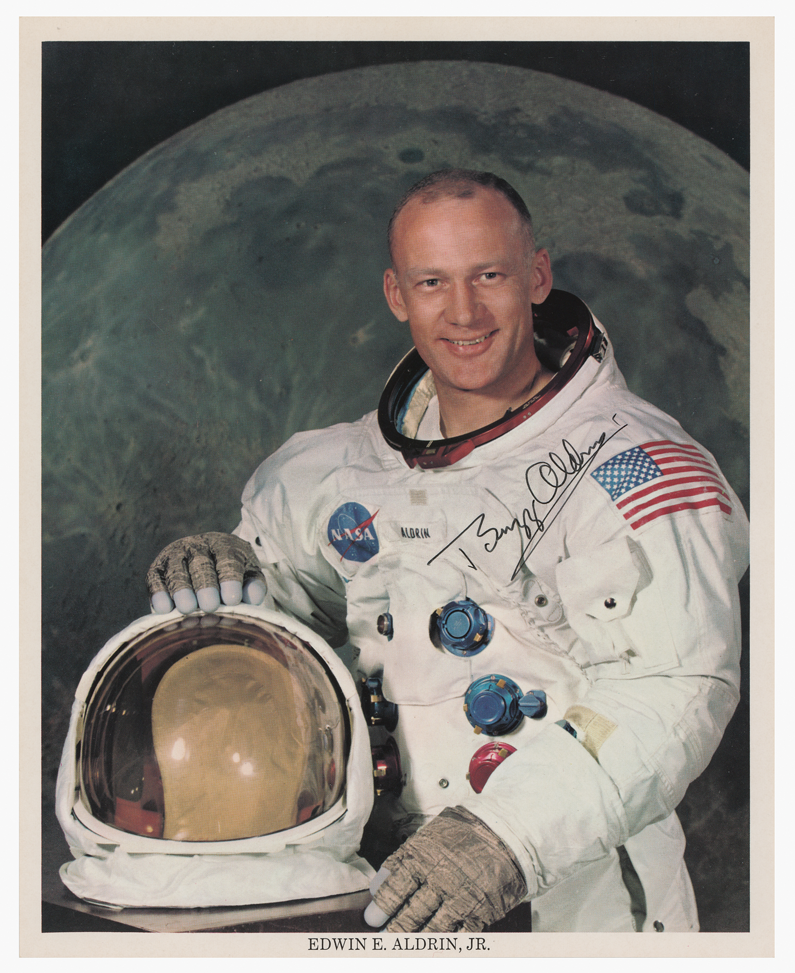 Lot #643 Buzz Aldrin Signed Photograph