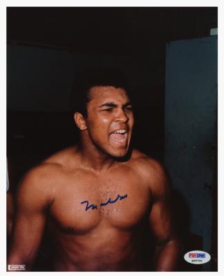 Lot #1044 Muhammad Ali Signed Photograph