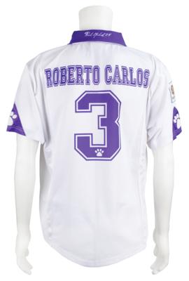 Lot #991 Soccer: Roberto Carlos - Image 2