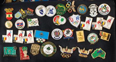 Lot #1036 Atlanta 1996 Summer Olympics Collection of Nearly (600) NOC Pins - Image 4