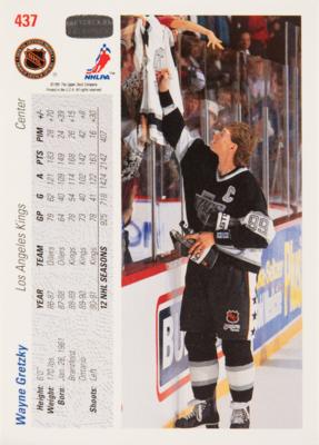 Lot #883 Wayne Gretzky Signed Trading Card - Image 2