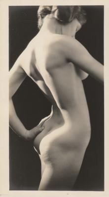 Lot #8040 Albert Arthur Allen 'The Female Figure' Photograph Suite - Image 12