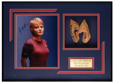 Lot #859 Star Trek Voyager: Jennifer Lien - Image 1