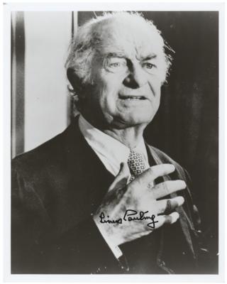 Lot #330 Linus Pauling Signed Photograph