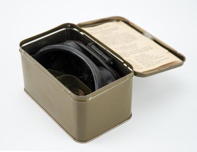 Lot #3708 WWII Variable-Density Gunner's Goggles - Image 5