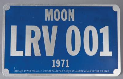 Lot #3385 Apollo 15: Lunar Rover Fiberglas Display and Replica License Plate - Image 3