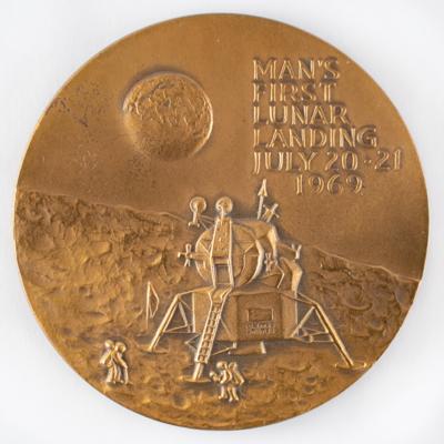 Lot #3264 Jim McDivitt's Apollo 11 Medallion and Tie Tack - Image 2