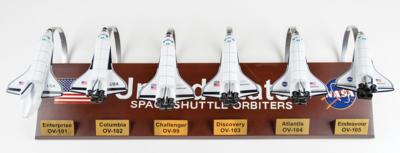 Lot #3525 Shuttle Orbiter Model Display - Image 3