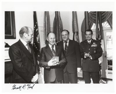 Lot #108 Gerald Ford and Chuck Yeager Signed Photograph and Cover - Image 1