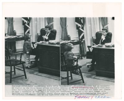Lot #61 John F. Kennedy Archive of (377) Wire Photos - Image 12