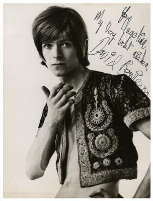 Lot #4329 David Bowie Signed Photograph