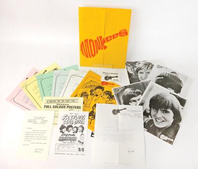 Lot #4302 The Monkees 1967 Fan Club Membership Folder - Image 1