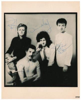Lot #765 Queen Signed Photograph - Image 1