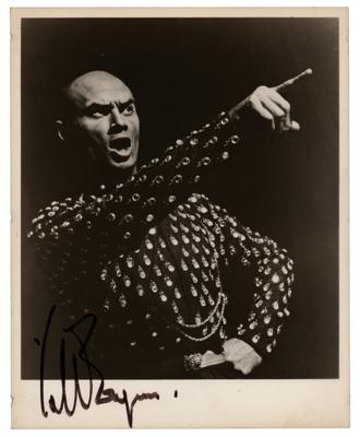 Lot #5164 Yul Brynner Signed Photograph - Image 1
