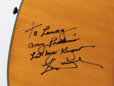 Lot #727 Les Paul Signed Guitar Presented to Lenny Kravitz - Image 3