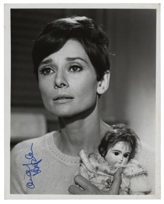 Lot #871 Audrey Hepburn Signed Photograph - Image 1