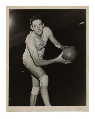 Lot #1012 George Mikan Signed Photograph - Image 1