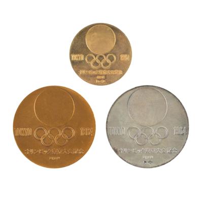 Lot #6074 Tokyo 1964 Summer Olympics Commemorative Medal Set - Image 2