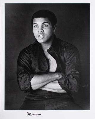 Lot #782 Muhammad Ali Signed Oversized Photograph by John Stewart - Image 1