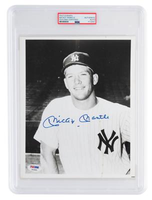 Lot #905 Mickey Mantle Signed Photograph