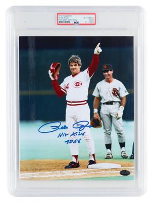 Lot #917 Pete Rose Signed Photograph - Image 1