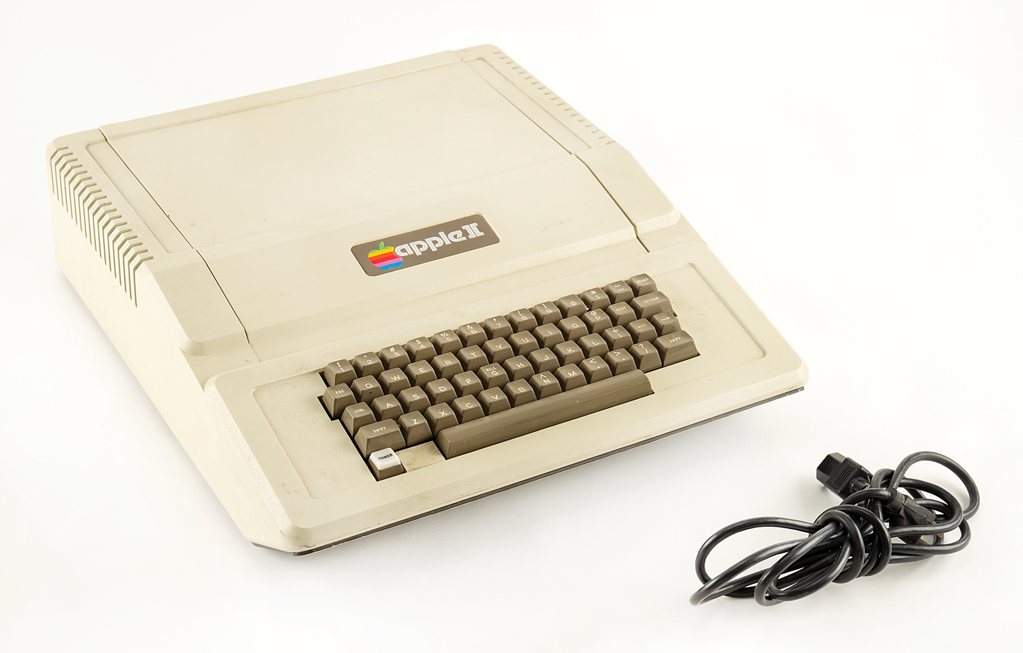 Lot #8017 Allan Alcorn: Apple II Computer Given by Steve Jobs - Image 1