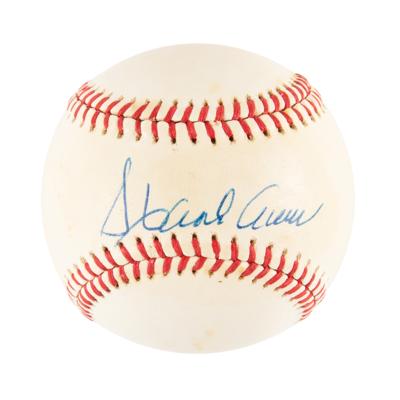 Lot #1061 Hank Aaron Signed Baseball - Image 1