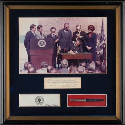Lot #96 Richard Nixon Revenue Sharing Bill Signing Pen - Image 1