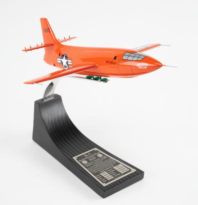 Lot #9727 Chuck Yeager Signed Model - Image 3
