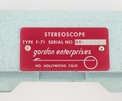 Lot #9732 Gordon Enterprises F-71 Stereoscope - Image 4