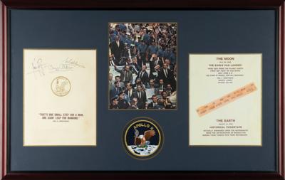 Lot #9195 Apollo 11 Crew-Signed Souvenir 'Ticker Tape' Folder - Image 1