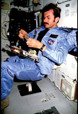 Lot #9555 Dale Gardner's STS-51A Flown Flight Suit - Image 15