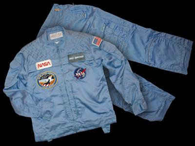 Lot #9555 Dale Gardner's STS-51A Flown Flight Suit - Image 5