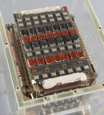 Lot #9114 Saturn Launch Vehicle Digital Computer Memory Module - Image 7