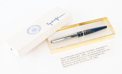 Lot #65 Lyndon B. Johnson Bill Signing Pen for the 'National Capital Transportation Act of 1965' - Image 1