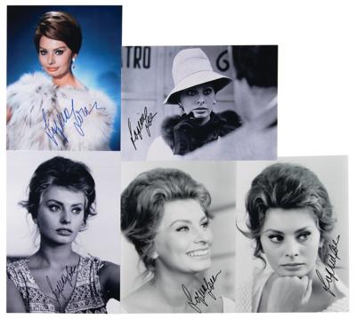 Lot #665 Sophia Loren (5) Signed Photographs