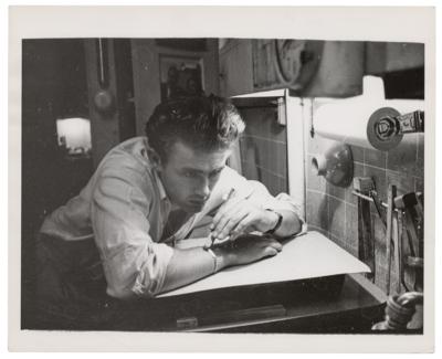 Lot #644 James Dean Original Photograph by Roy Schatt - Image 1