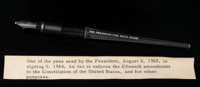 Lot #31 Lyndon B. Johnson 'Voting Rights Act of 1965' Bill Signing Pen - Image 1