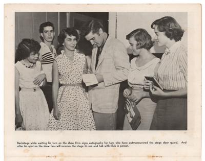 Lot #2183 Elvis Presley 1956 'Souvenir Picture Album' Concert Program  - Image 3