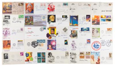 Lot #270 Nobel Prize Winners (25) Signed Covers - Image 1