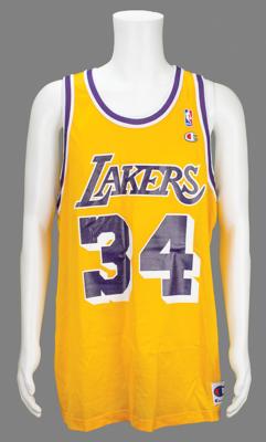 Lot #625 LA Lakers: 1996-1997 Team-Signed Jersey - Image 5