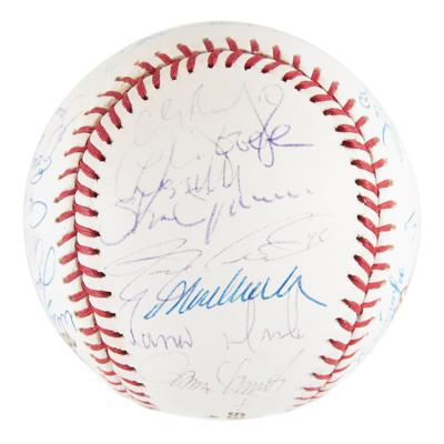 Lot #630 NY Yankees: 2001 Team-Signed Baseball - Image 5
