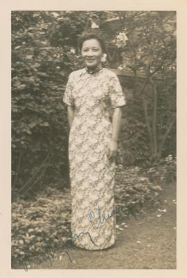 Lot #110 Madame Chiang Kai-shek Signed Photograph