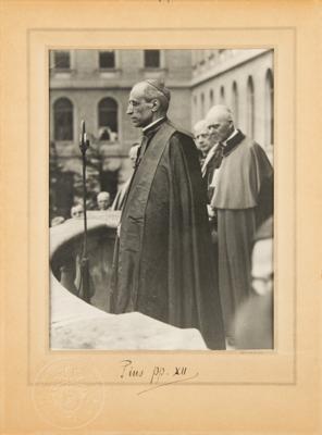 Lot #109 Pope Pius XII Signed Photograph - Image 1