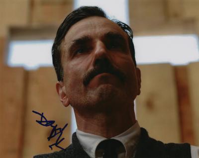 Lot #712 Daniel Day-Lewis Signed Photograph