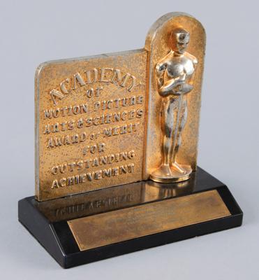 Lot #665 Academy Award Plaque: Set Decoration for An American in Paris (1951) - Image 2